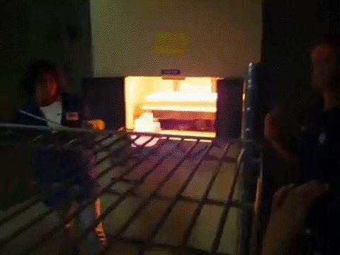 Раскаленные блоки обшивки космического шаттла