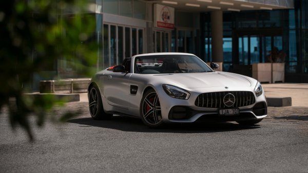 Mercedes-benz-amg-gt-c-roadster-2018