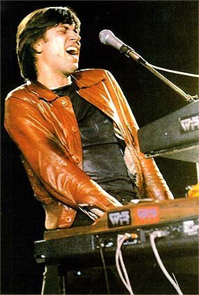 Сборник 2005г. - Зимняя Дискотека Руки Вверх.mp3