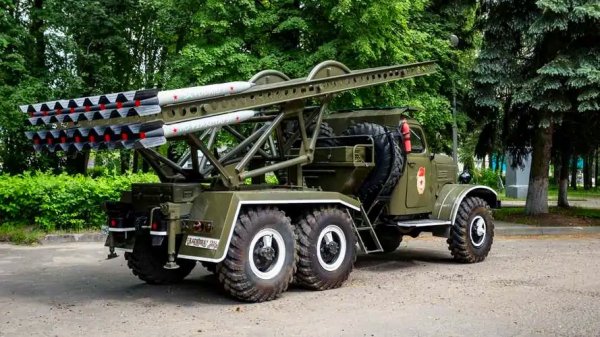 БМ-13 НМ "Катюша" на базе ЗИЛ-157