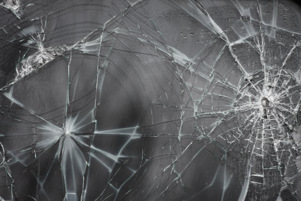 Shattered-glass-cracks-gray