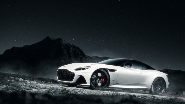 Aston Martin DBS Superleggera