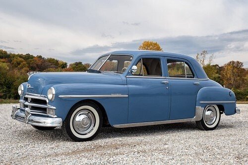 PLYMOUTH SPECIAL DELUXE 4-DOOR SEDAN (1950г.)