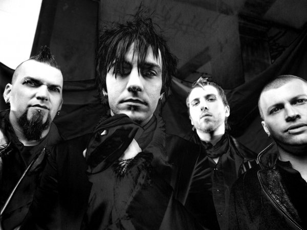 Three Days Grace - Life Starts Now (2009)