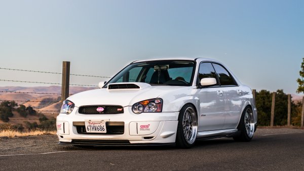 Subaru-impreza-wrx-sti-white