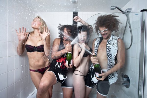 Lmfao - Party Rock Anthem Feat. Laurent Bennot  GoonRock