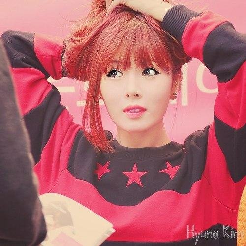 Hyuna and So Hyun