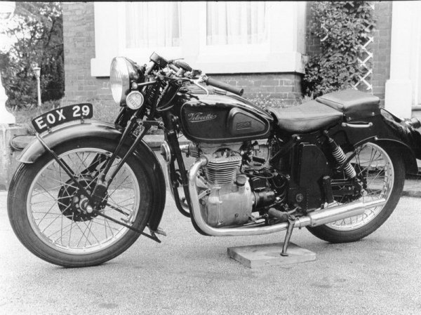 VELOCETTE MODEL O (1939г.)