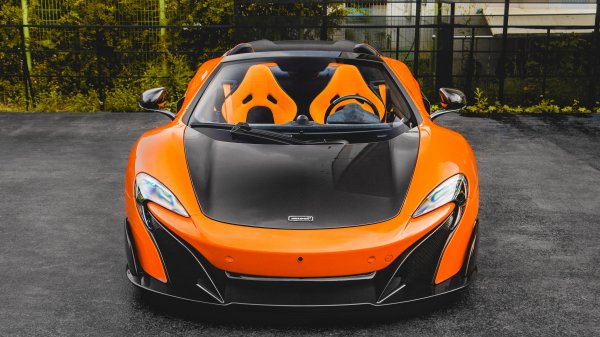 Mclaren 675lt avtomobil