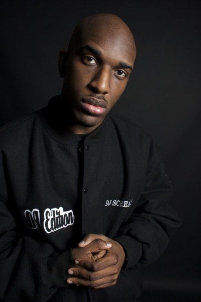 DJ Scream - Bass violin