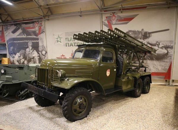 БМ-13 "Катюша" на базе ЗИС-151