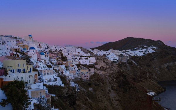Poberezhe-zdaniia-doma-santorini-gretsiia-santorini-oia-goro