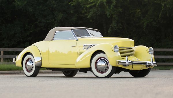 CORD 812 SUPERCHARGER CONVERTIBLE COUPE (1937г.)