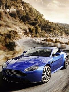 Aston Martin Vantage V8