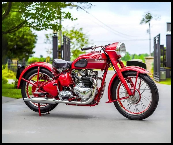 TRIUMPH SPEED TWIN 5T (1952г.)