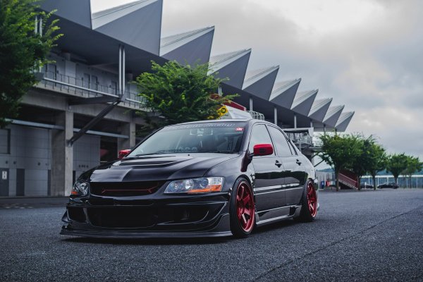 Mitsubishi-lancer-evolution-ix