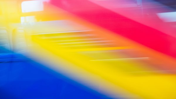 Yellow-red-blue-blur-motion-dynamics