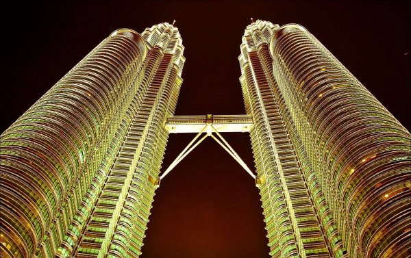 Photo-office-buildings-and-hotels-25