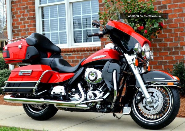 HARLEY-DAVIDSON ULTRA CLASSIC LIMITED (2010г.)