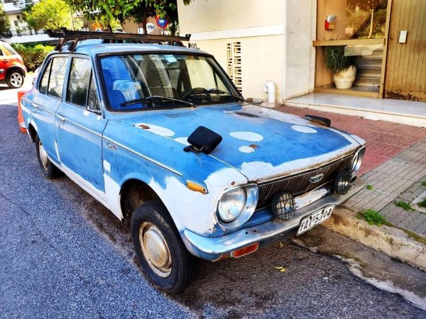 Toyota Corolla E10 (1)