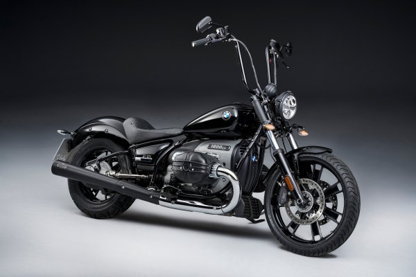 BMW R18