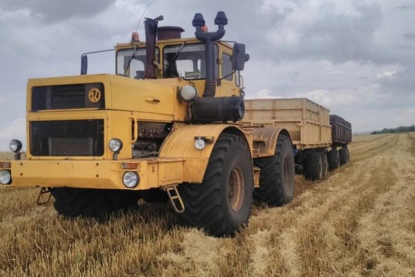 К-700А "КИРОВЕЦ"