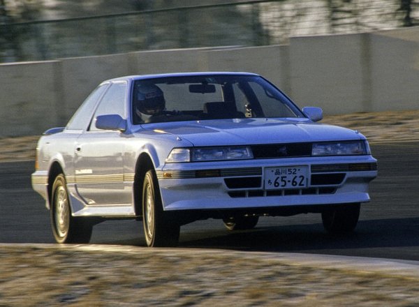 TOYOTA SOARER (1986г.)