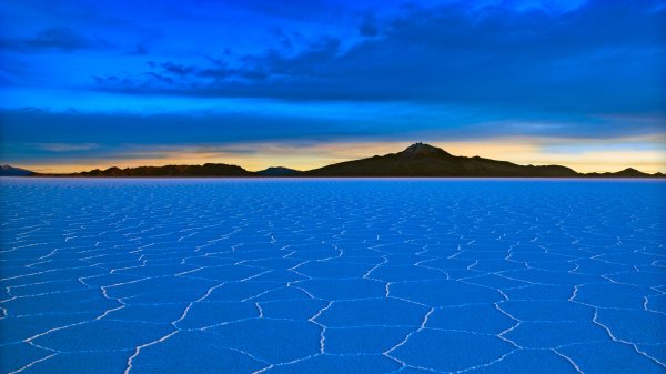 SaltDesert ROW0725429686 UHD