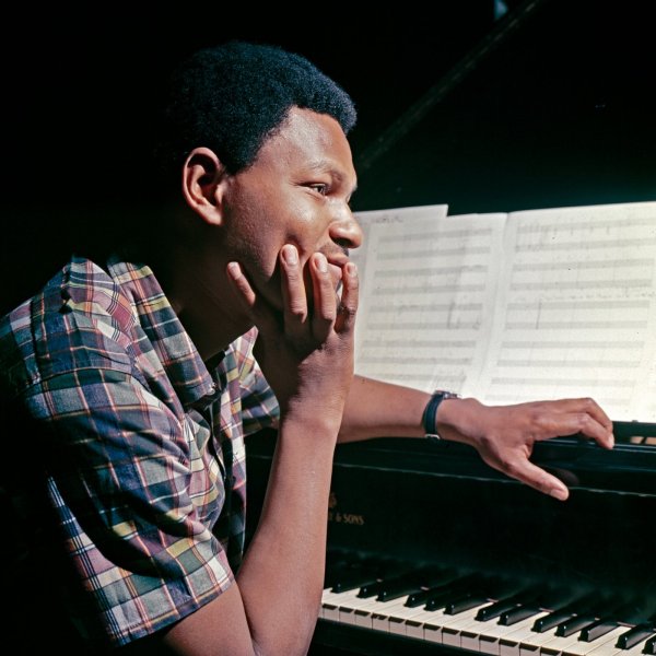 McCoy Tyner - Piano Sonata Бетховен Соната 8 часть 2