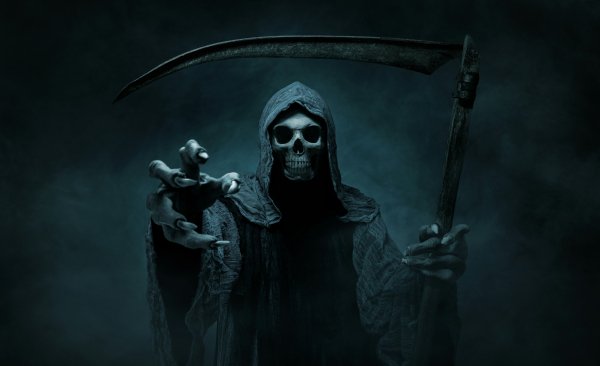 Reaper-grim-scary-halloween-hell-angel-background-death-devi