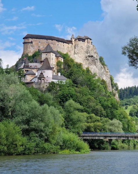 ОРАВСКИЙ ЗАМОК