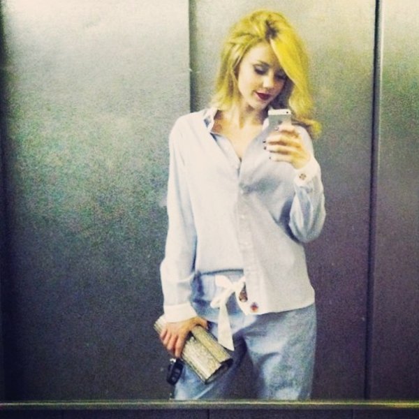 Юля Караулова