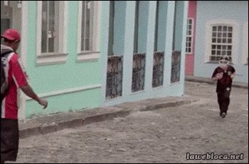 Розыгрыш на улице