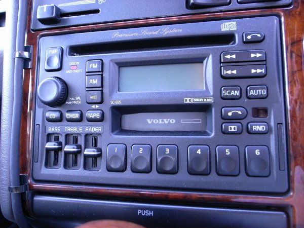 Volvo 850 stereo