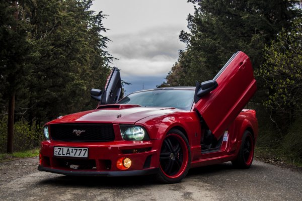 Ford-mustang-zla-red