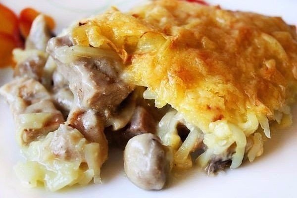 курица с грибами запечённая с картошкой