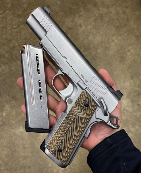 DAN WESSON