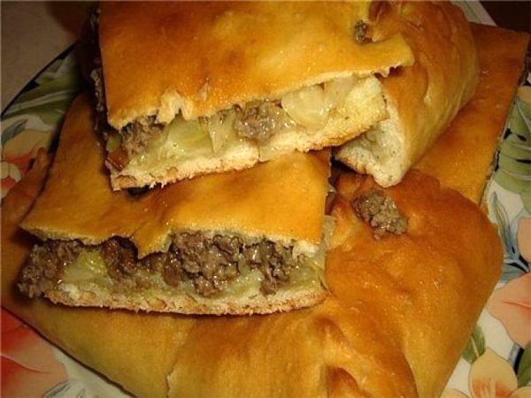 Пирог с мясом легче не бывает