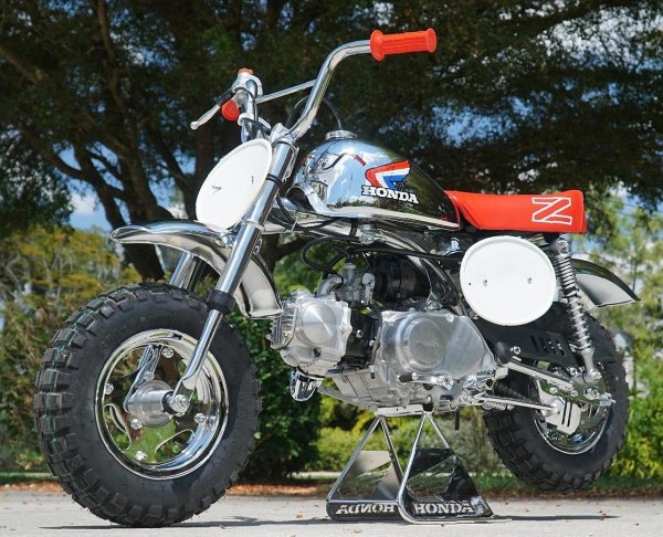 HONDA Z50RD CHRISTMAS SPECIAL (1986г.)