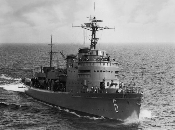 .IMG viter59 HMS Stockholm J6