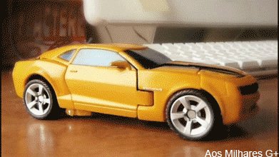 Transformers. Plastic BumbleBee Dance