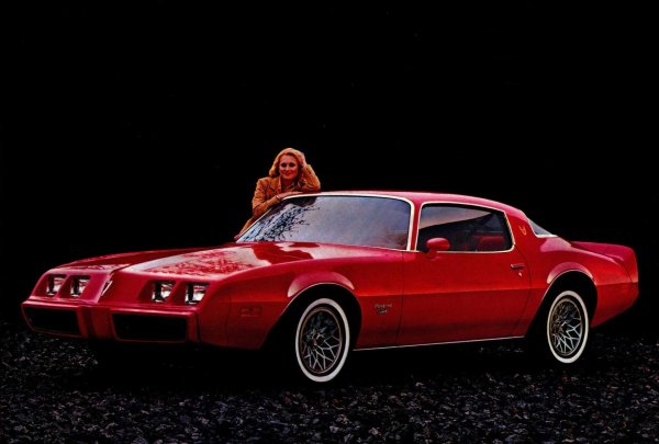 PONTIAC FIREBIRD (1981г.)