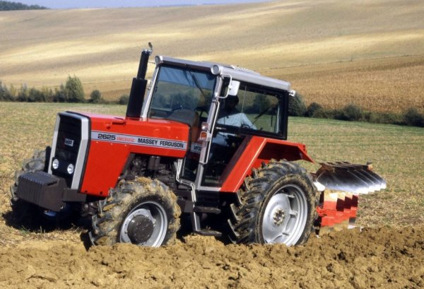 MASSEY FERGUSON 2625 (1986г.)