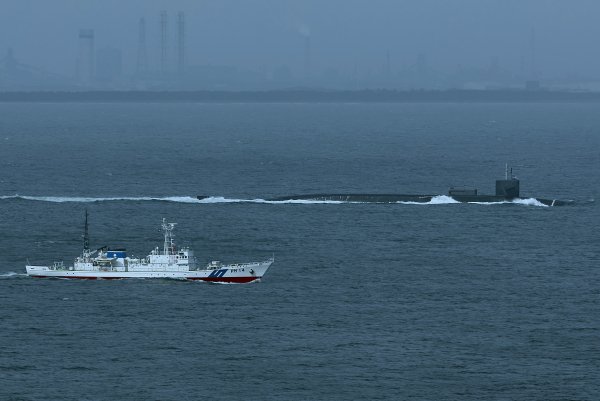 IMG viter59 JCG Takatori PM 14 USS Michigan SSGN-727