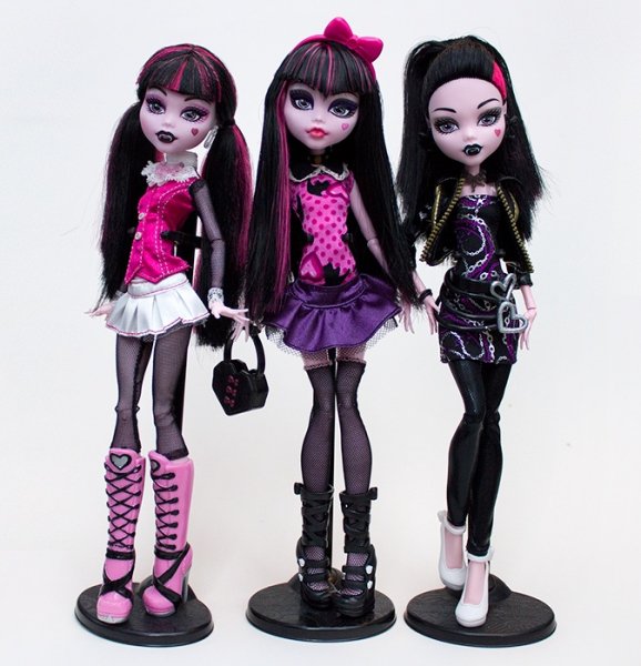 Draculaura (monster high)
