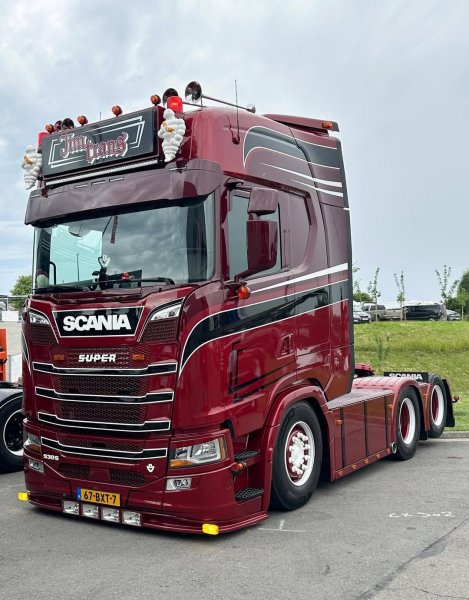 SCANIA 530S