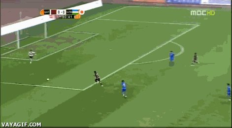funny-football-gif-18