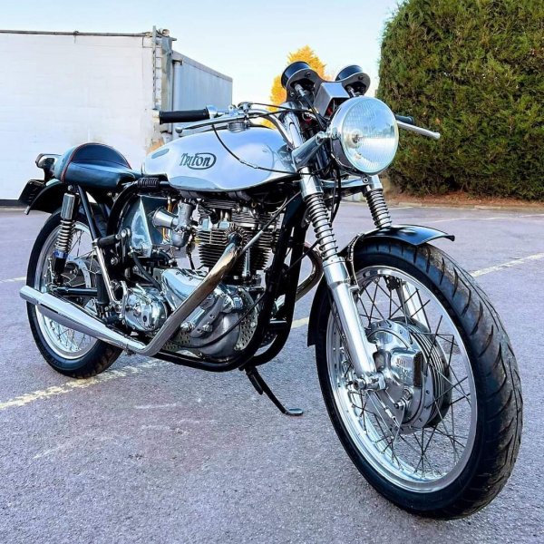 TRITON CAFE RACER (1959г.)
