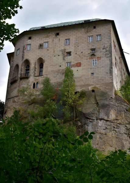 Замок Гоуска замок XIII века в Северной Чехии (8)