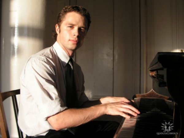 Кузя - Шняга Шняжная, Жизнь Общажная